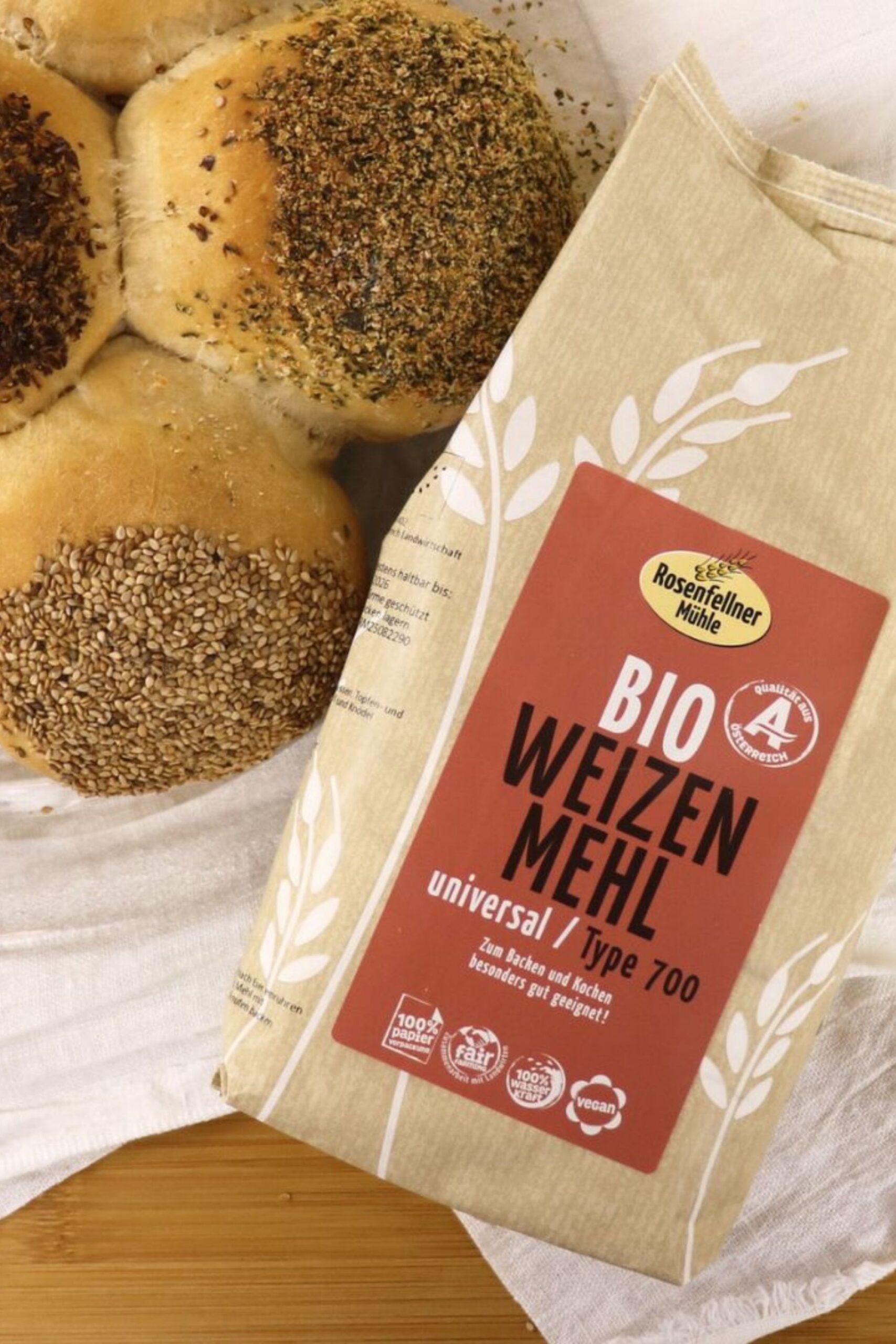 Bio Weizenmehl universal T700 750g, ideal zum Backen und Kochen – Bild 3